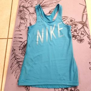 Nike workout tank